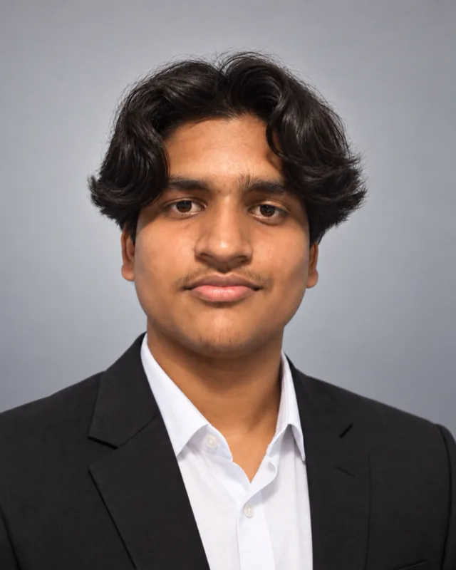 Portrait of Rohan Movva